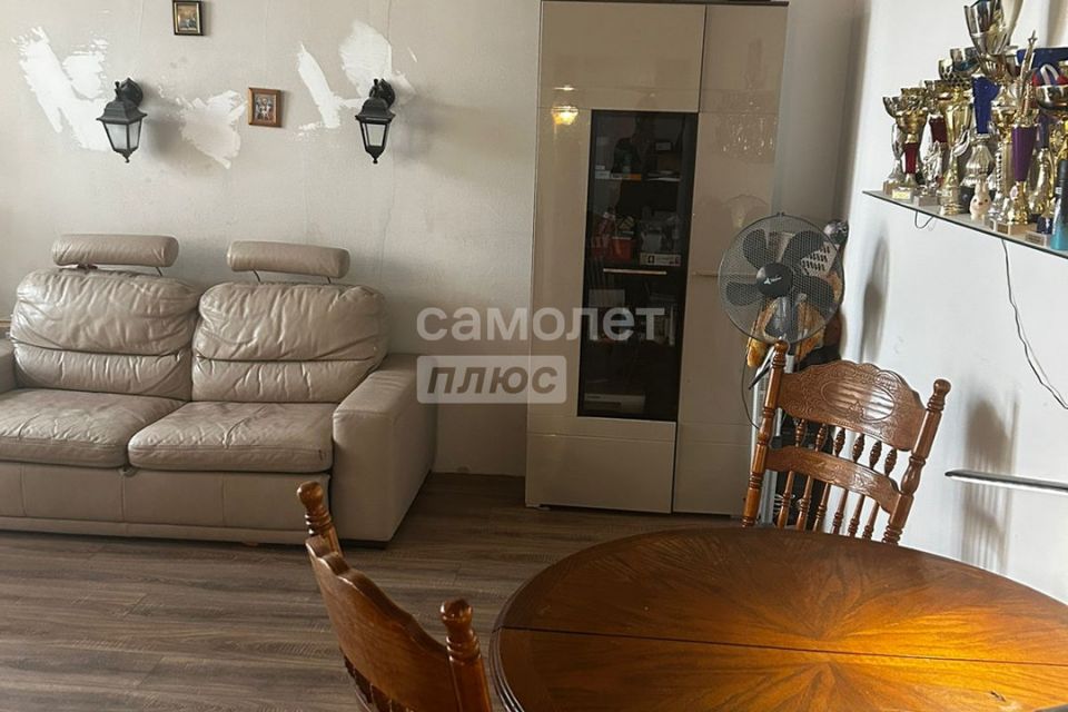 Продаётся 2-комнатная квартира, 55.3 м²
