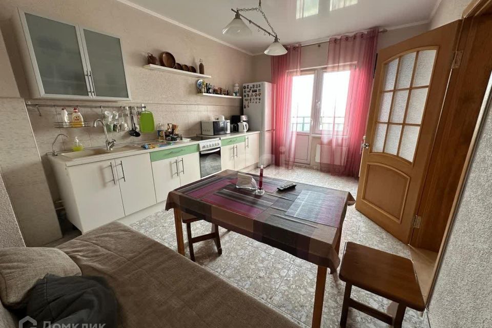 Продаётся 3-комнатная квартира, 87.6 м²