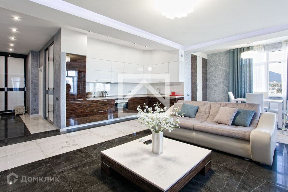 Продаётся студия, 75 м²