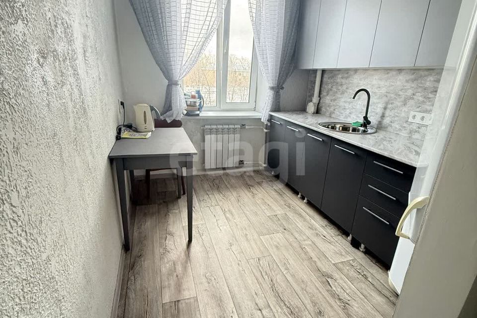 Продаётся 4-комнатная квартира, 85.7 м²