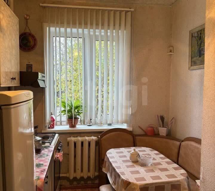 Продаётся 3-комнатная квартира, 54.7 м²