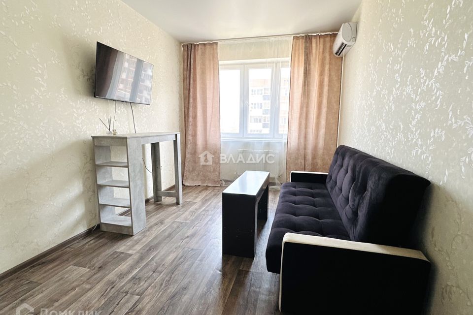 Продаётся 1-комнатная квартира, 36.7 м²