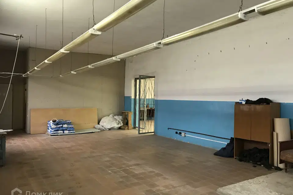 Продаётся помещение своб. назначения, 587.8 м²
