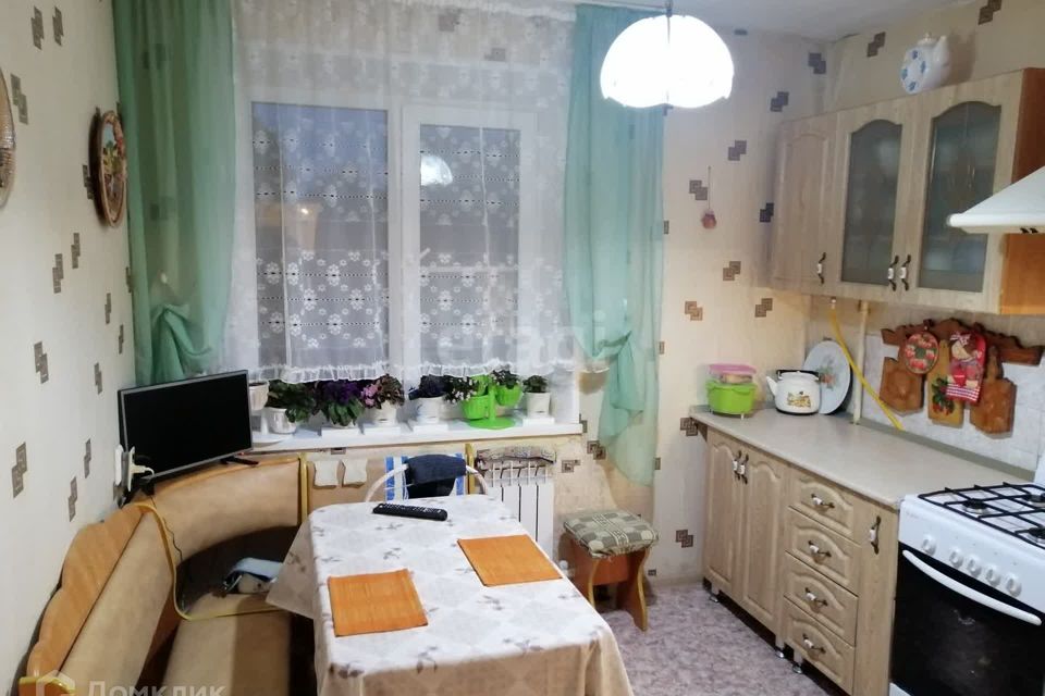 Продаётся 4-комнатная квартира, 89.6 м²