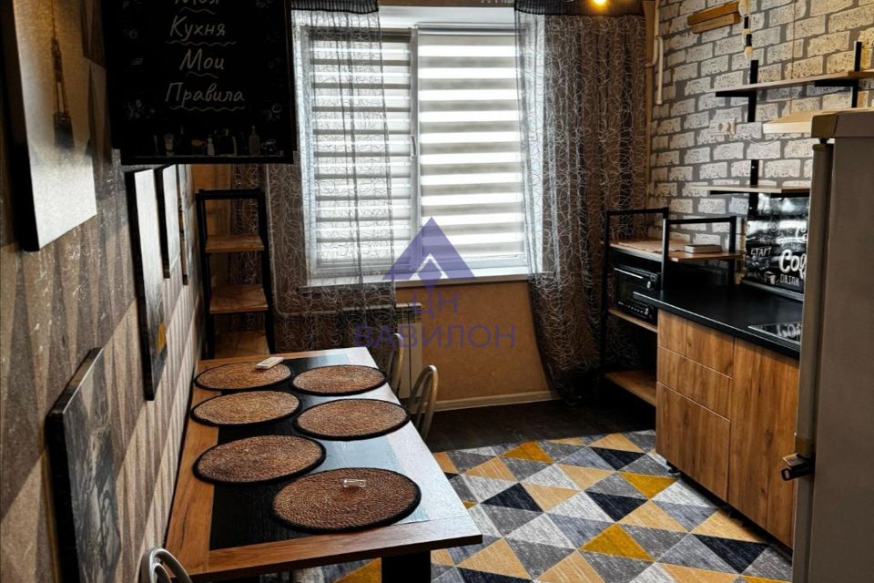 Сдаётся 1-комнатная квартира, 42 м²