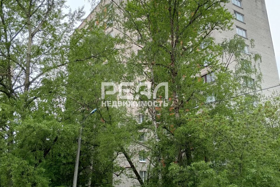 Продаётся 1-комнатная квартира, 35.8 м²