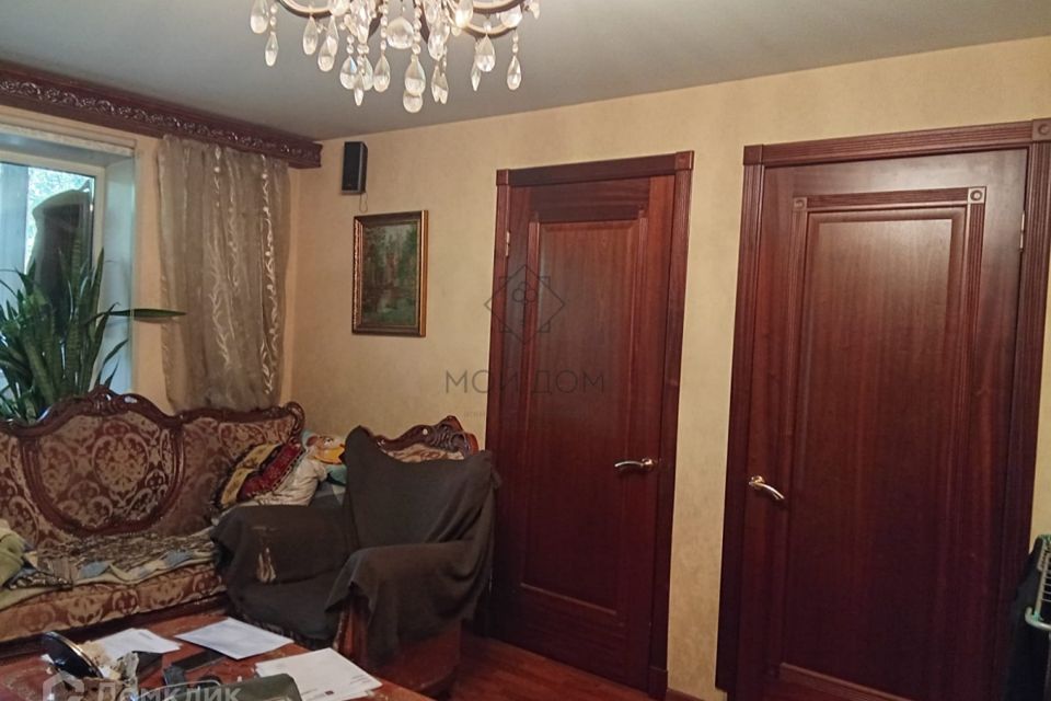 Продаётся 4-комнатная квартира, 63.8 м²