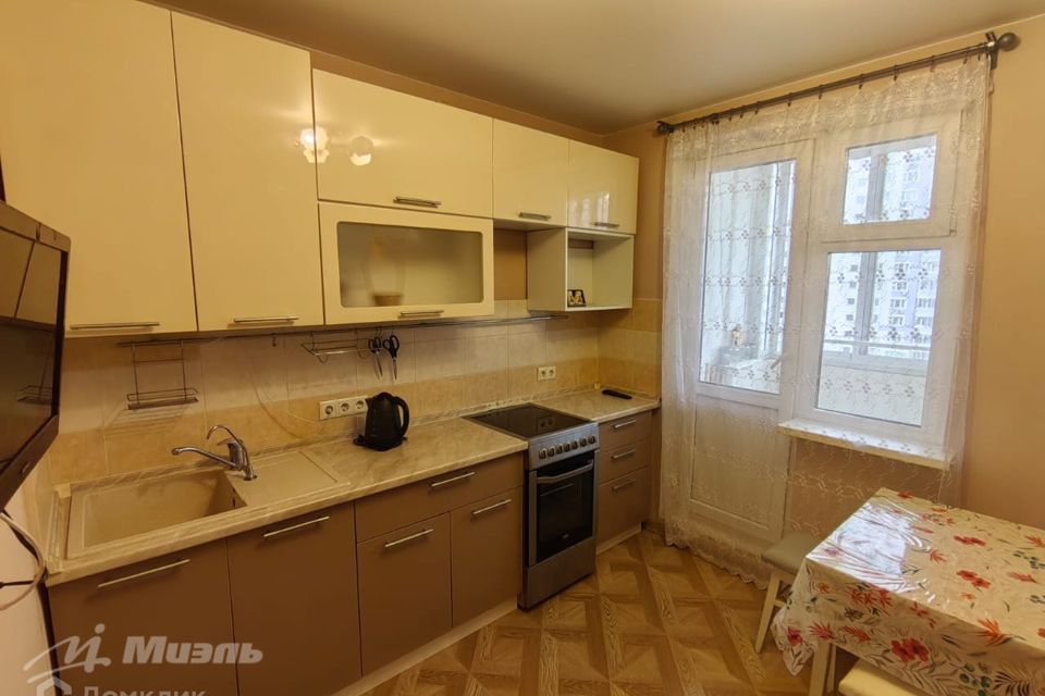 Сдаётся 1-комнатная квартира, 41.8 м²