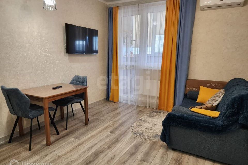Продаётся 1-комнатная квартира, 40.7 м²