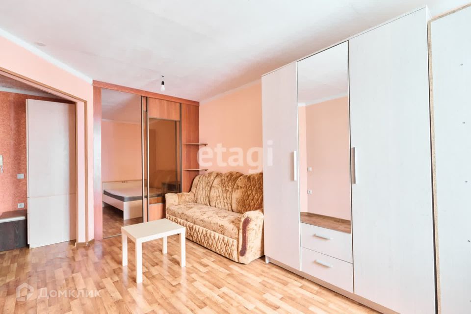 Продаётся 1-комнатная квартира, 38 м²