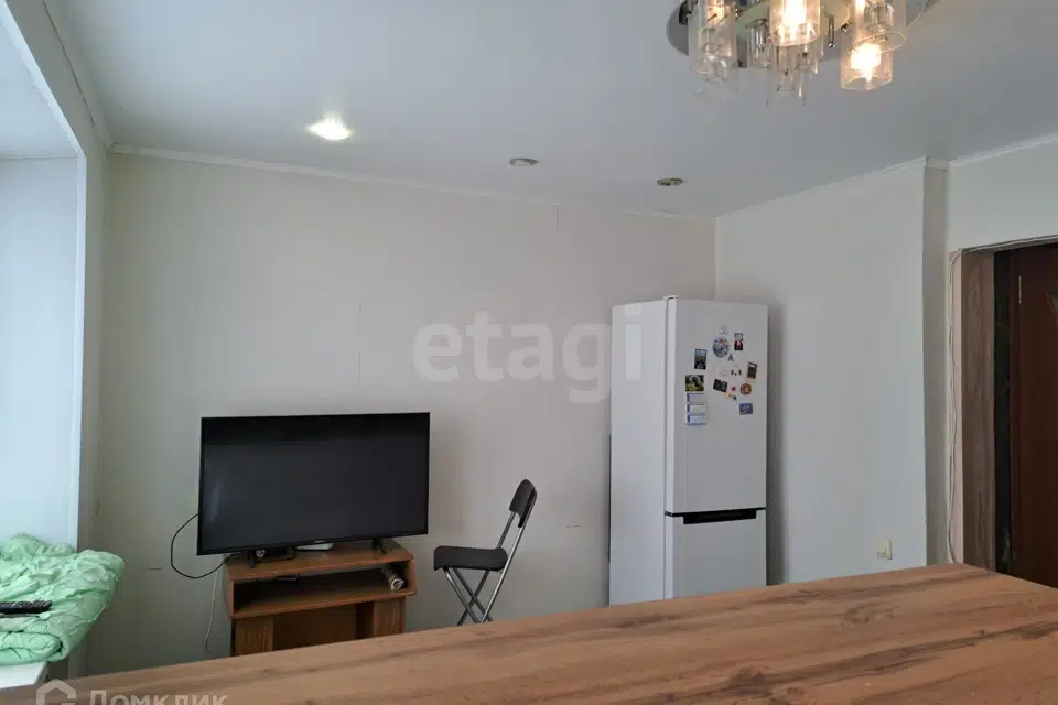 Продаётся 2-комнатная квартира, 57.3 м²