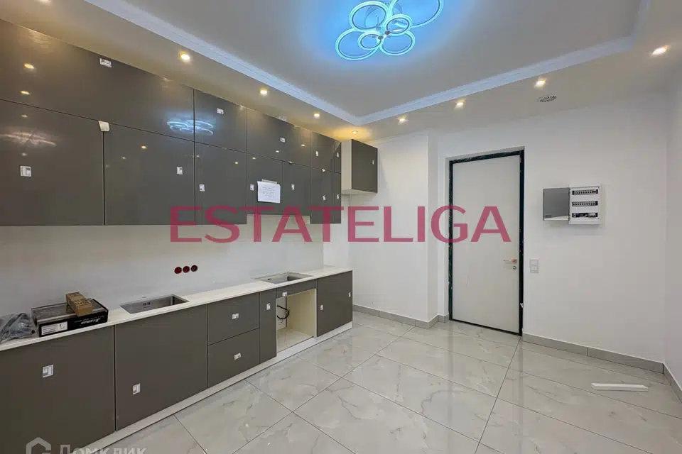 Продаётся 3-комнатная квартира, 70 м²