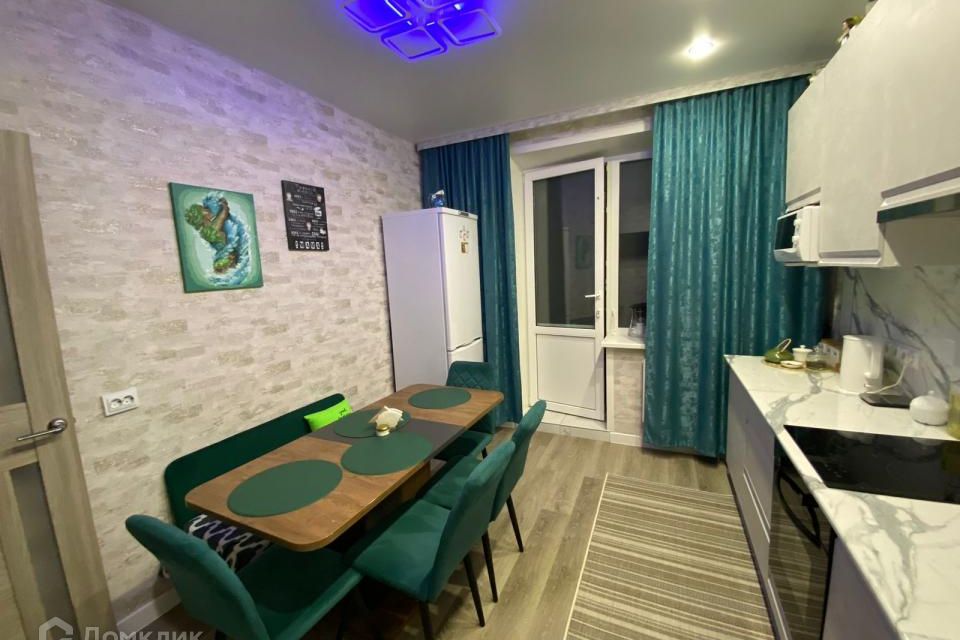 Продаётся 2-комнатная квартира, 52.7 м²