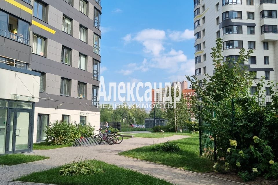Продаётся 1-комнатная квартира, 52.4 м²