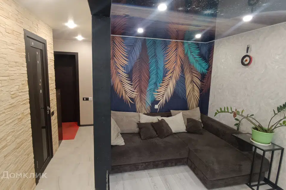 Продаётся 3-комнатная квартира, 53 м²