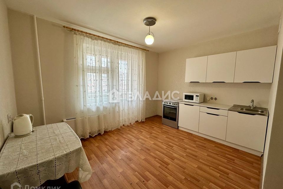 Продаётся 1-комнатная квартира, 38.8 м²