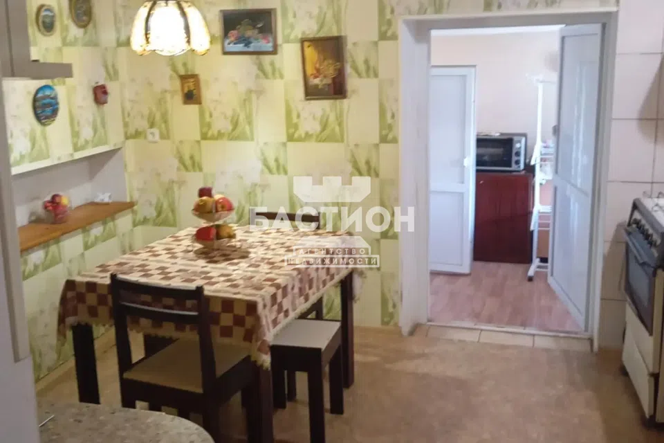 Продаётся 1-этажный дом, 100 м²