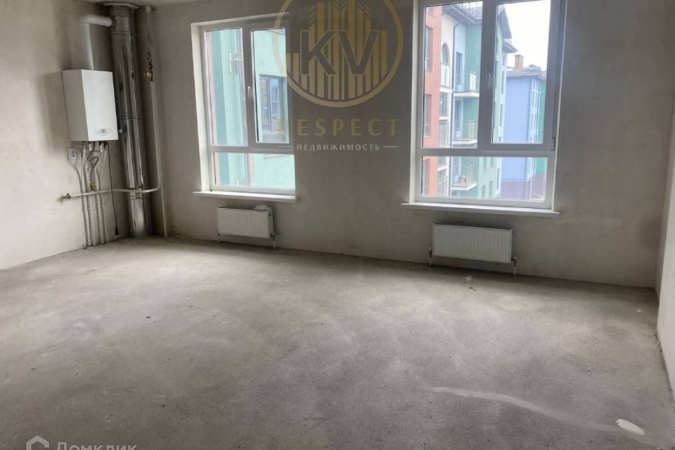 Продаётся 1-комнатная квартира, 61 м²