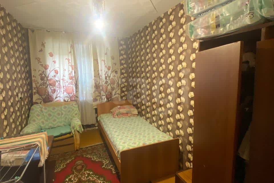 Продаётся 3-комнатная квартира, 57.7 м²