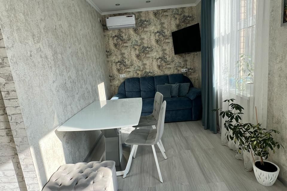 Продаётся 1-комнатная квартира, 45 м²