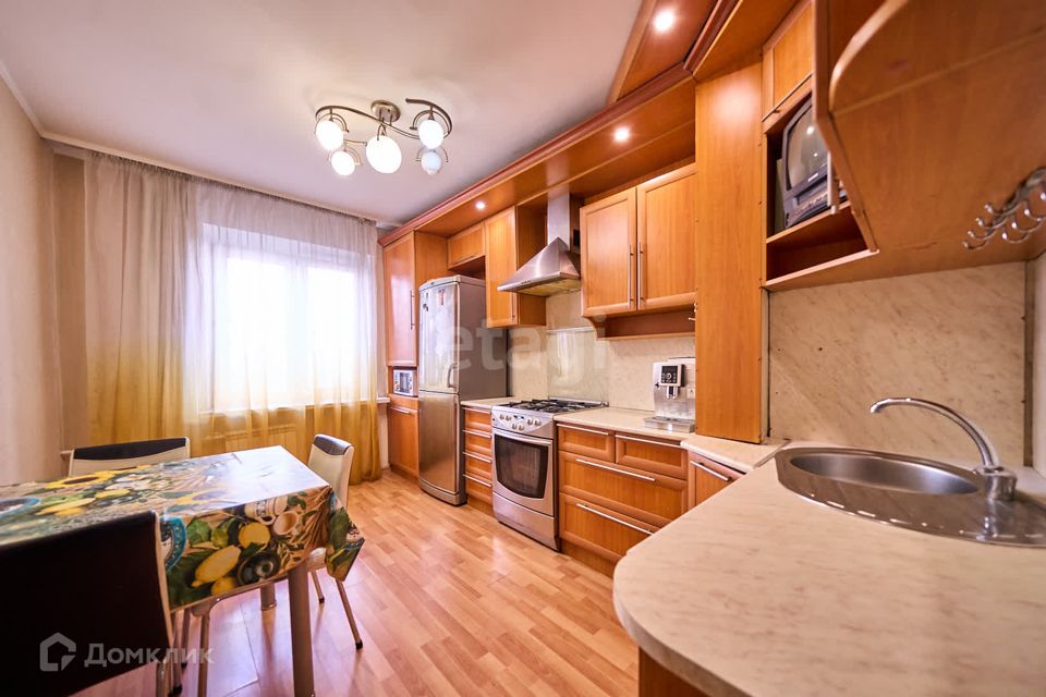 Продаётся 5-комнатная квартира, 100 м²