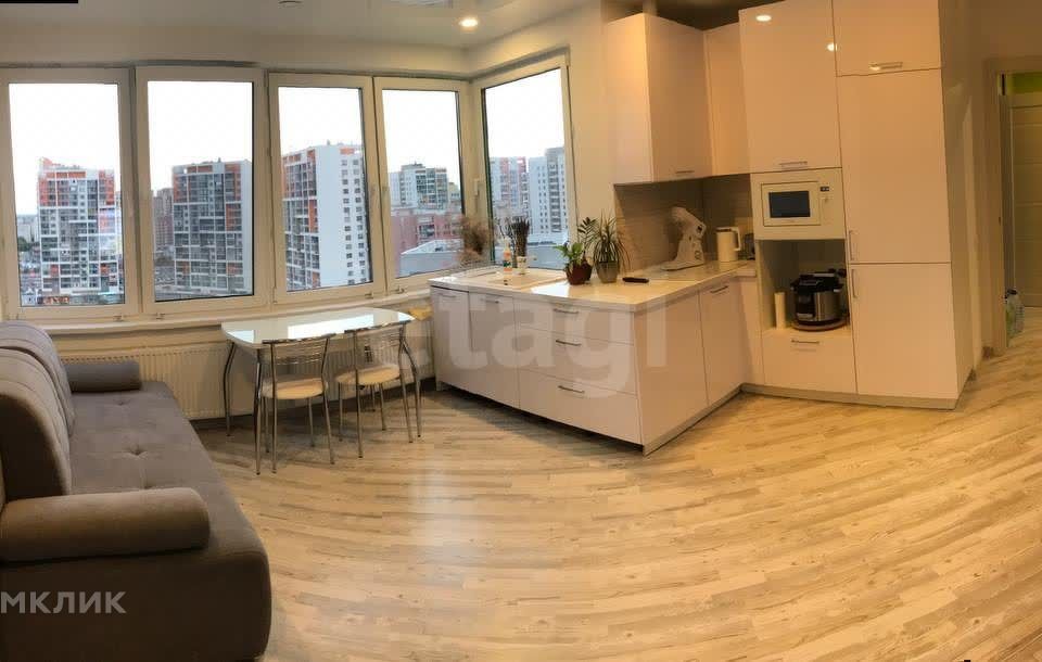 Продаётся 1-комнатная квартира, 48 м²