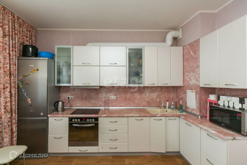 Продаётся 2-комнатная квартира, 64.5 м²