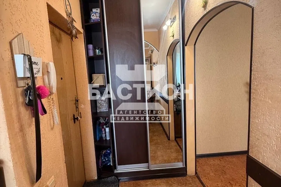 Продаётся 4-комнатная квартира, 89.3 м²