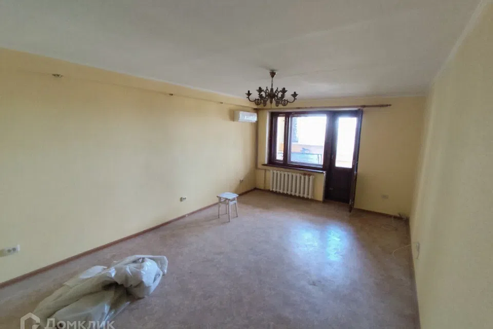 Продаётся 4-комнатная квартира, 94 м²
