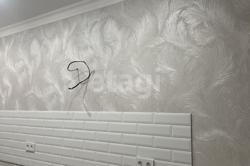 Продаётся 1-комнатная квартира, 43 м²