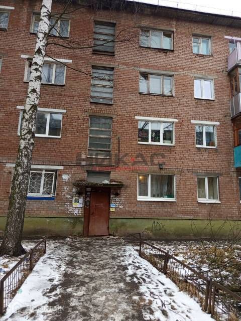 Продаётся комната в 5-комн. квартире, 12 м²