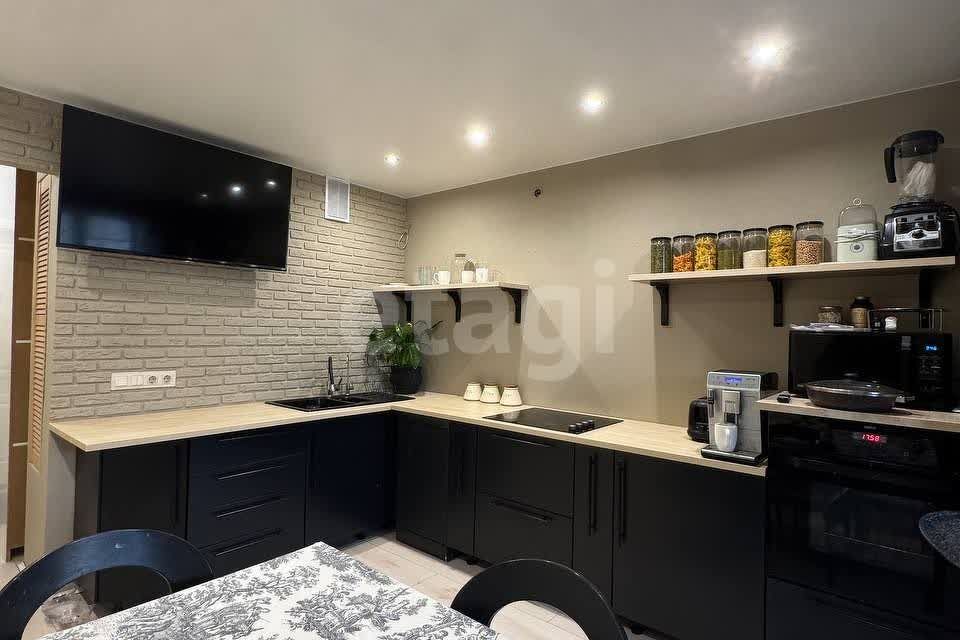 Продаётся 2-комнатная квартира, 73.4 м²