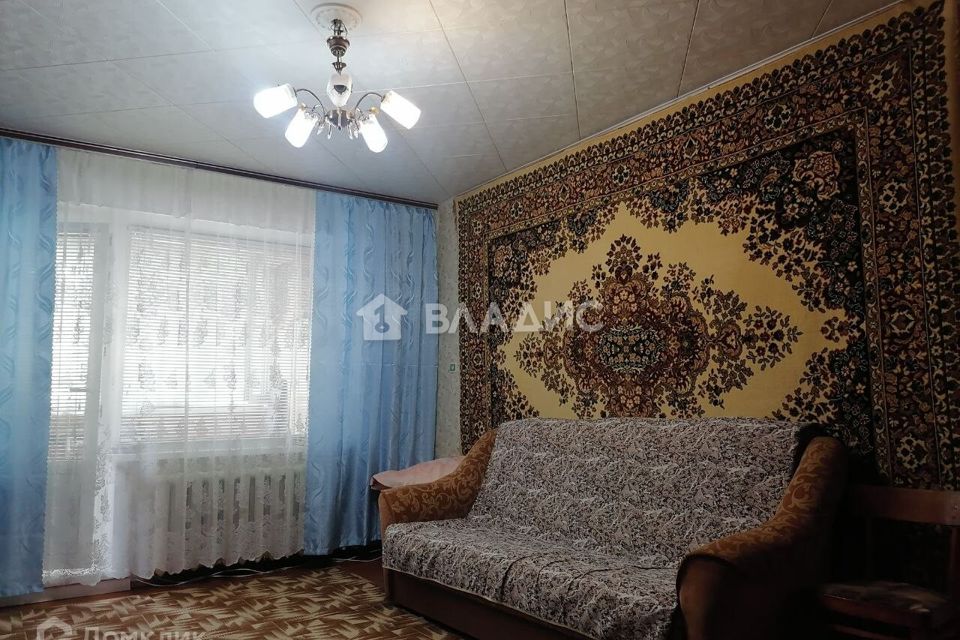 Продаётся 1-комнатная квартира, 37.2 м²