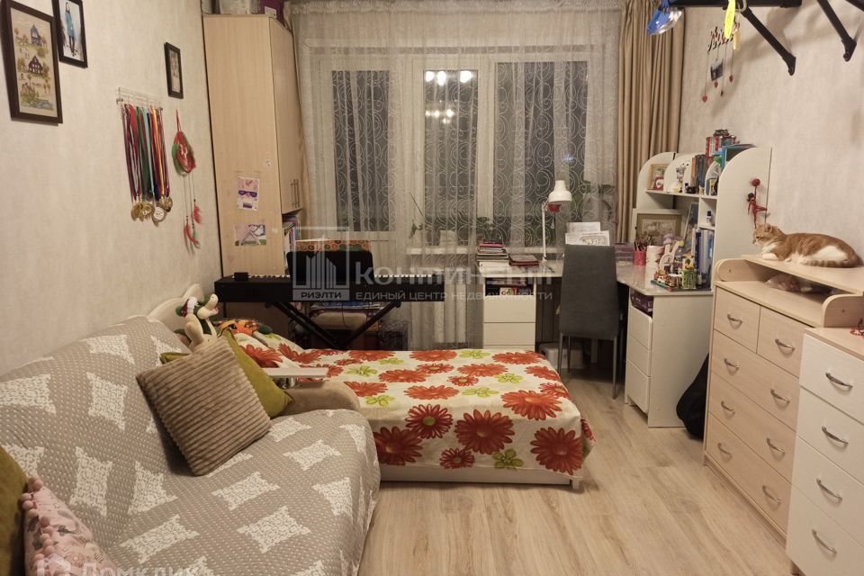 Продаётся 1-комнатная квартира, 37 м²