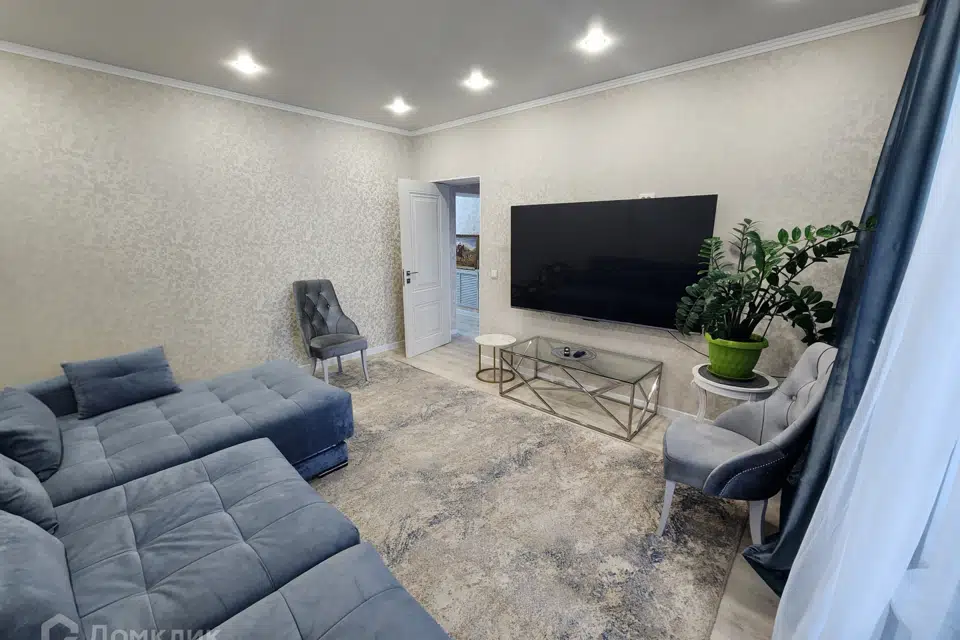 Продаётся 3-комнатная квартира, 105 м²