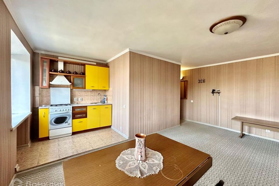 Продаётся 3-комнатная квартира, 60 м²