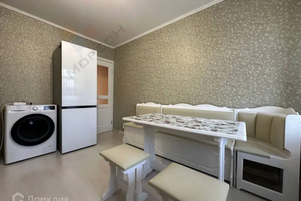 Продаётся 3-комнатная квартира, 76.5 м²
