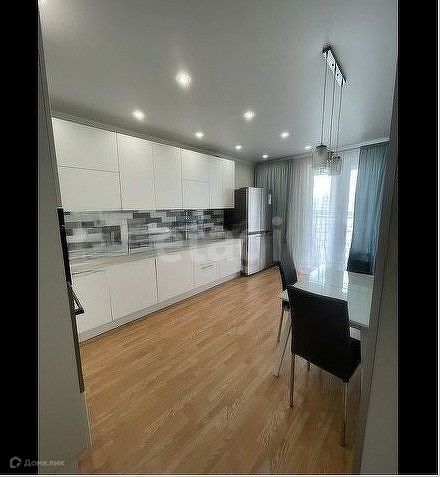 Продаётся 4-комнатная квартира, 94.8 м²