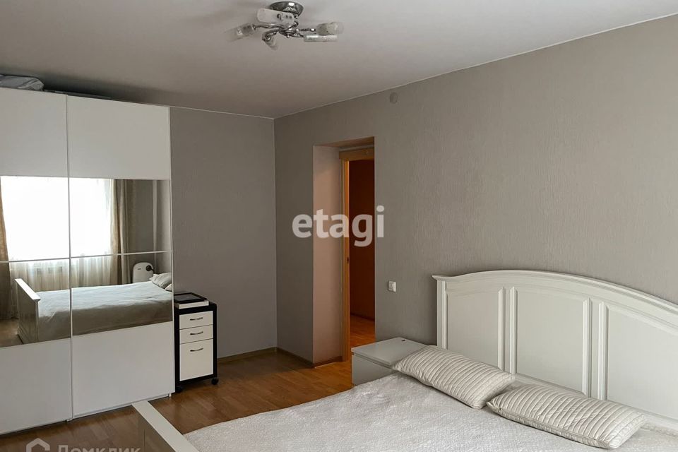 Продаётся 2-комнатная квартира, 64 м²