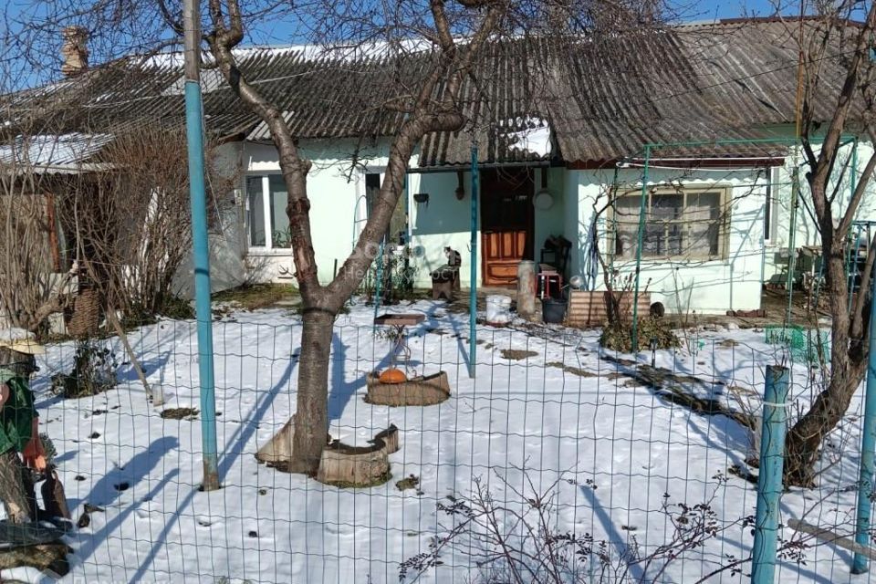Продаётся 4-комнатная квартира, 82.3 м²