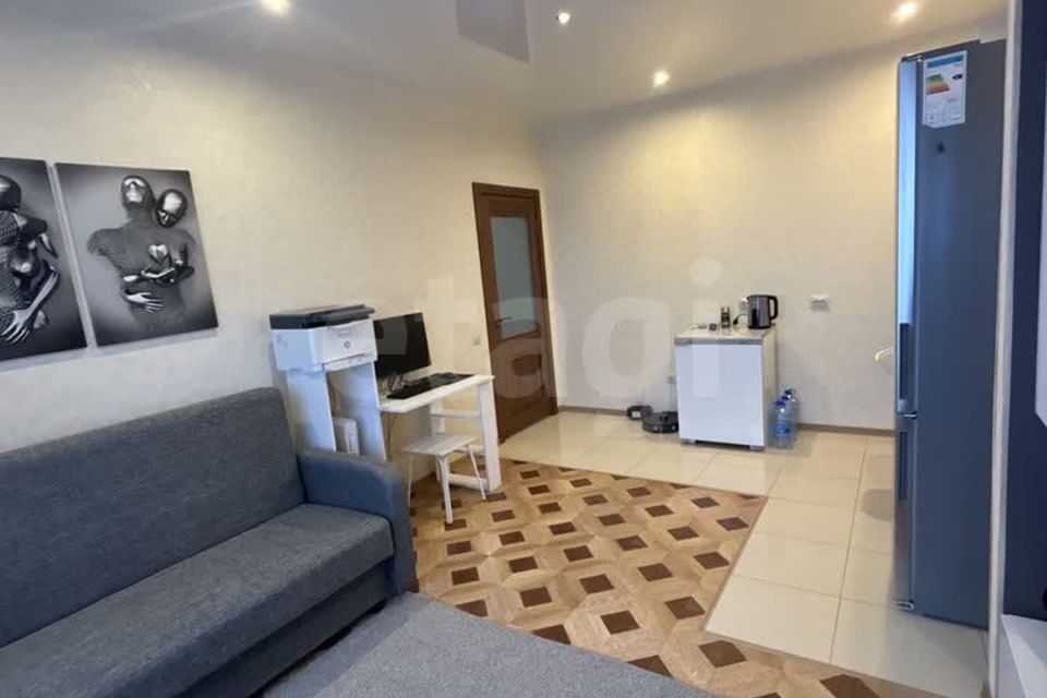 Продаётся 1-комнатная квартира, 39.9 м²
