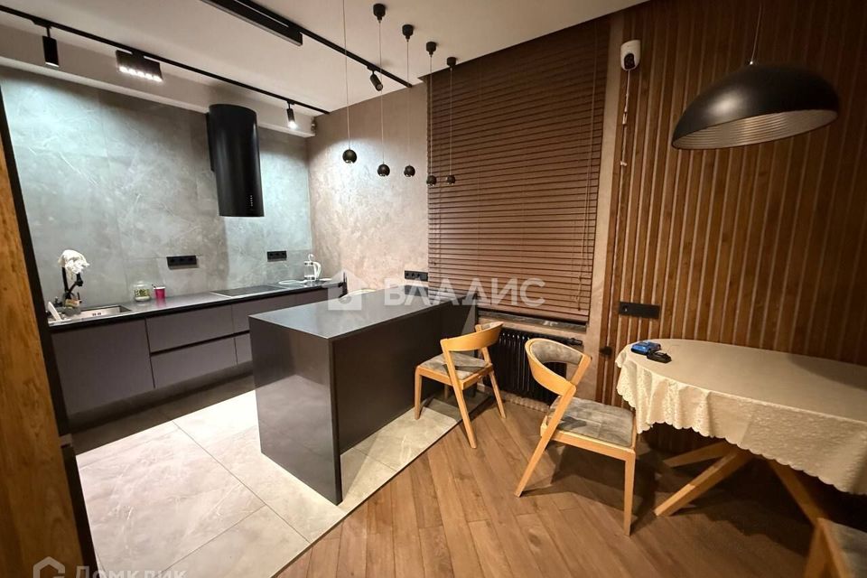 Продаётся 2-комнатная квартира, 64.5 м²