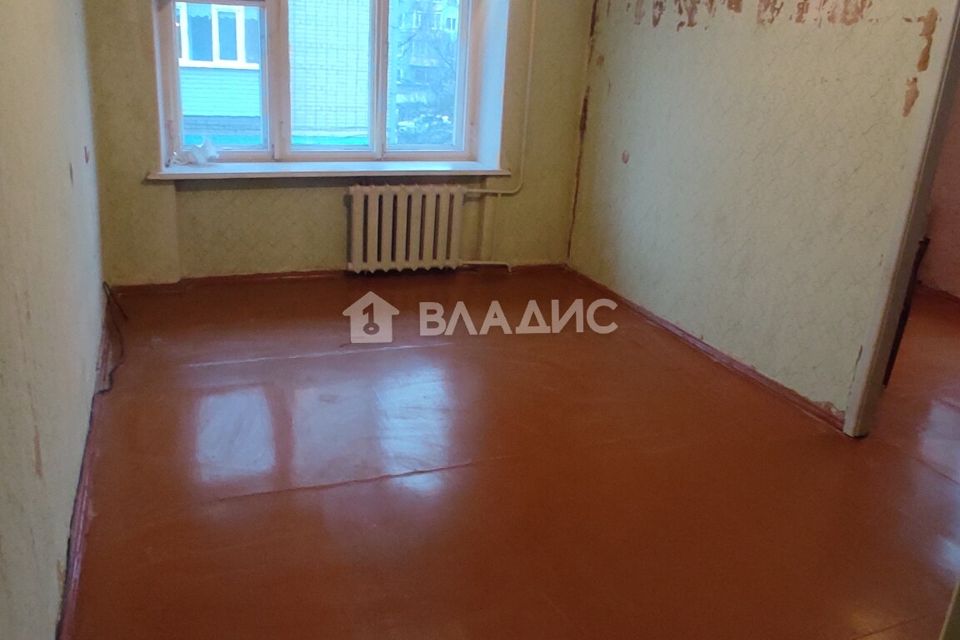 Продаётся 3-комнатная квартира, 49.8 м²
