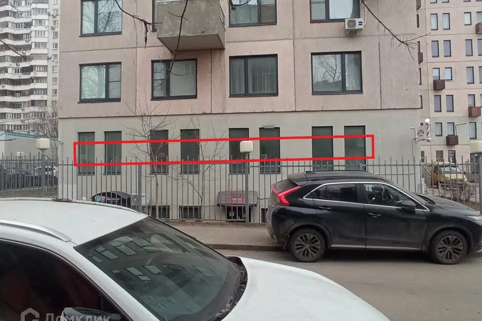 Продаётся помещение своб. назначения, 401.8 м²