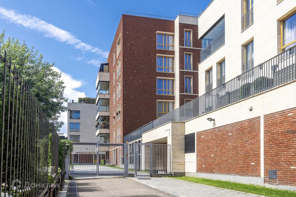 Продаётся 2-комнатная квартира, 75 м²