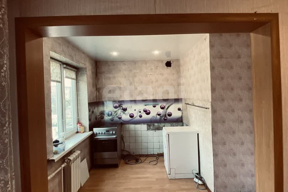 Продаётся 3-комнатная квартира, 60 м²