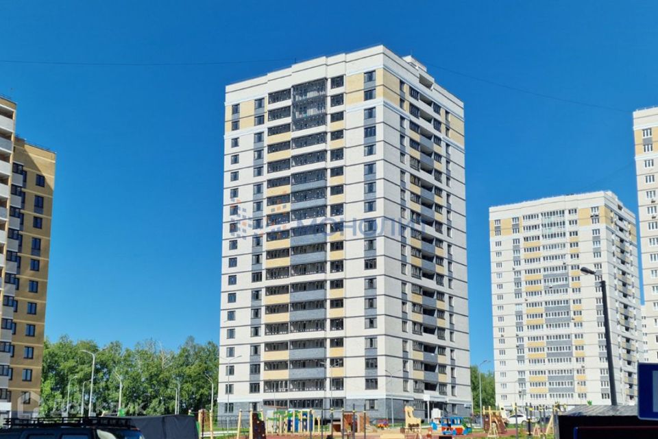 Продаётся 3-комнатная квартира, 102.84 м²