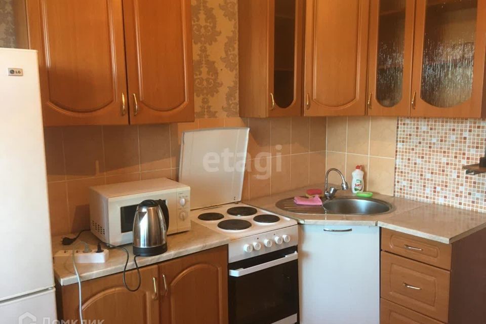 Продаётся 1-комнатная квартира, 37.6 м²