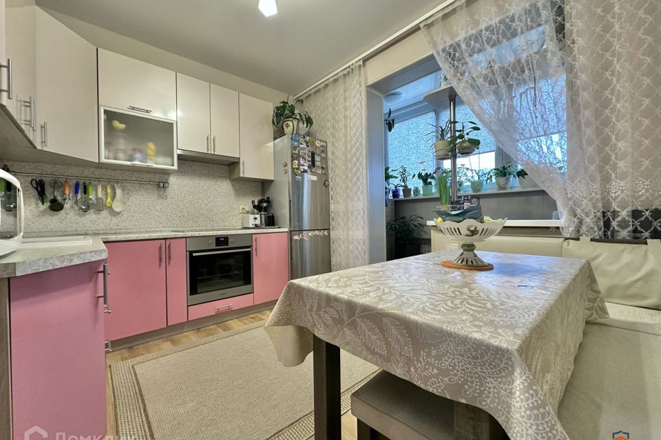 Продаётся 1-комнатная квартира, 40.3 м²