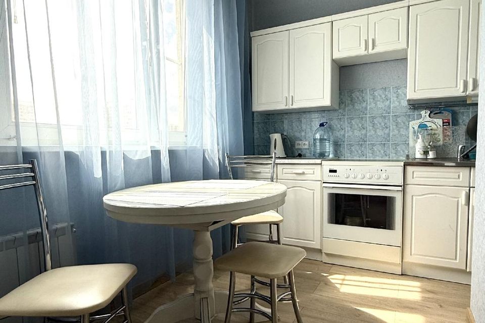 Сдаётся 1-комнатная квартира, 39 м²
